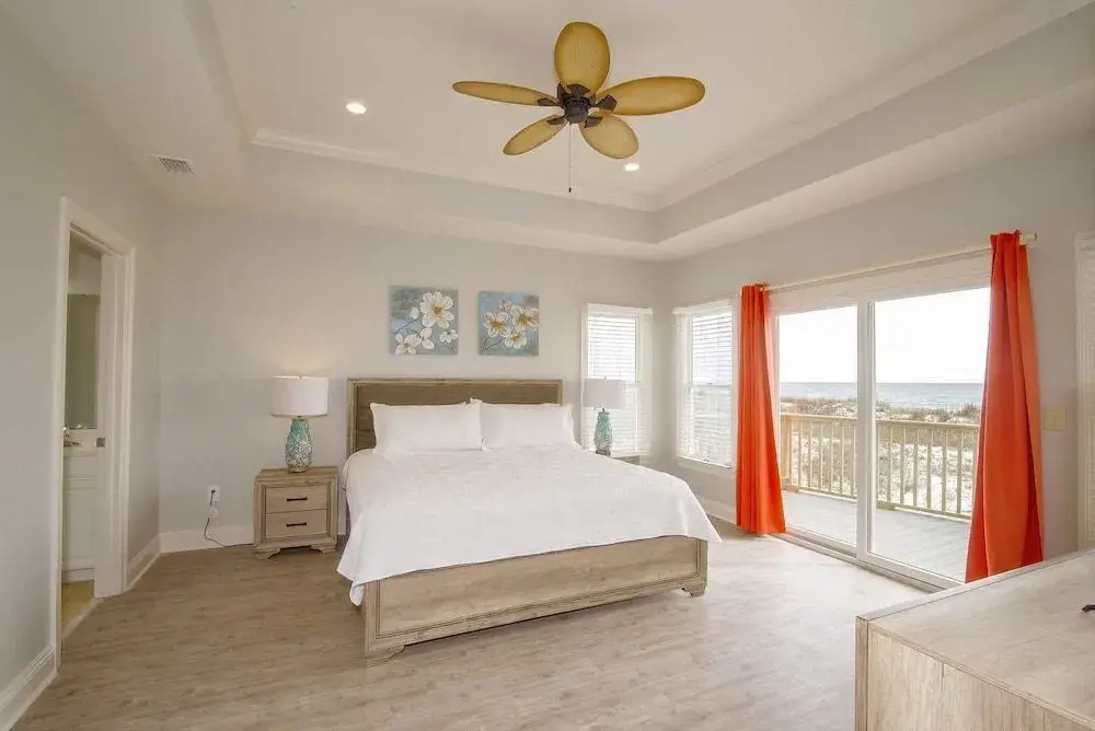 Sandy Castle Beach Home 4 Bedrooms 3 Bathrooms Home