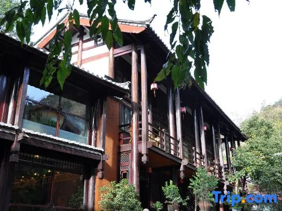 Youtang Cloud Station | CourtyardZen-style Inn (Lijiang Shuhe Ancient Town Branch)