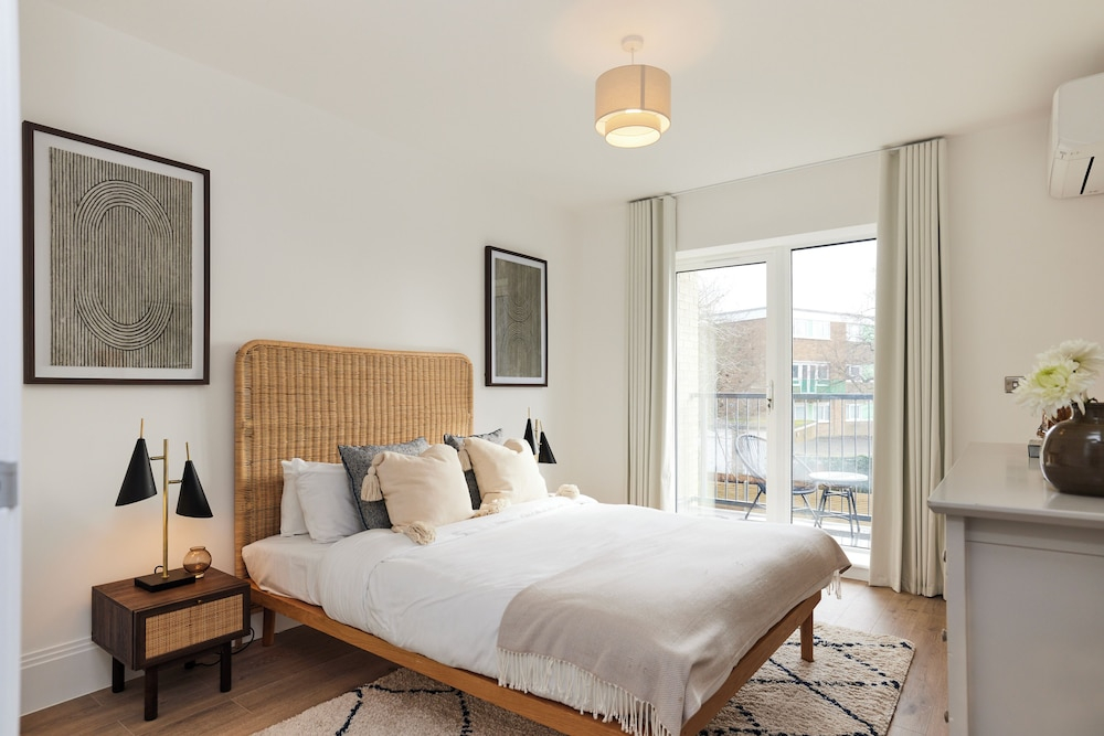 2-Bed Apartments a Short Walk to Wembley Stadium