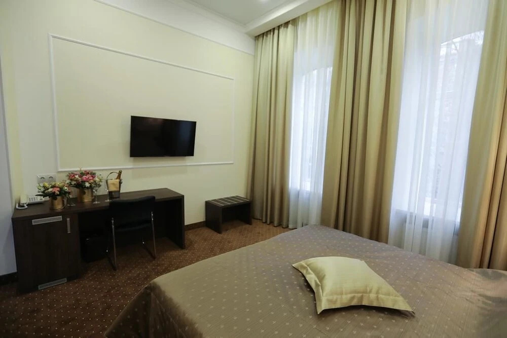 Donald Hotel
