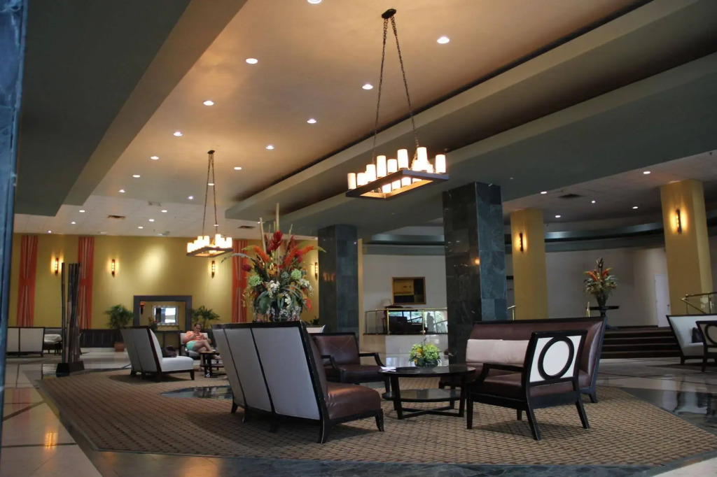 Private Apartments at the Casablanca