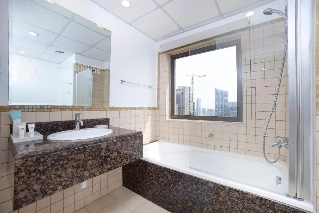Stunning Marina & Sea View 4 Bedroom Apartment, Murjan 6 Jumeriah Beach