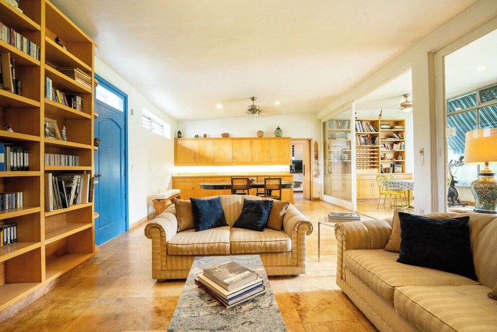 Family-Friendly Oasis with Pool