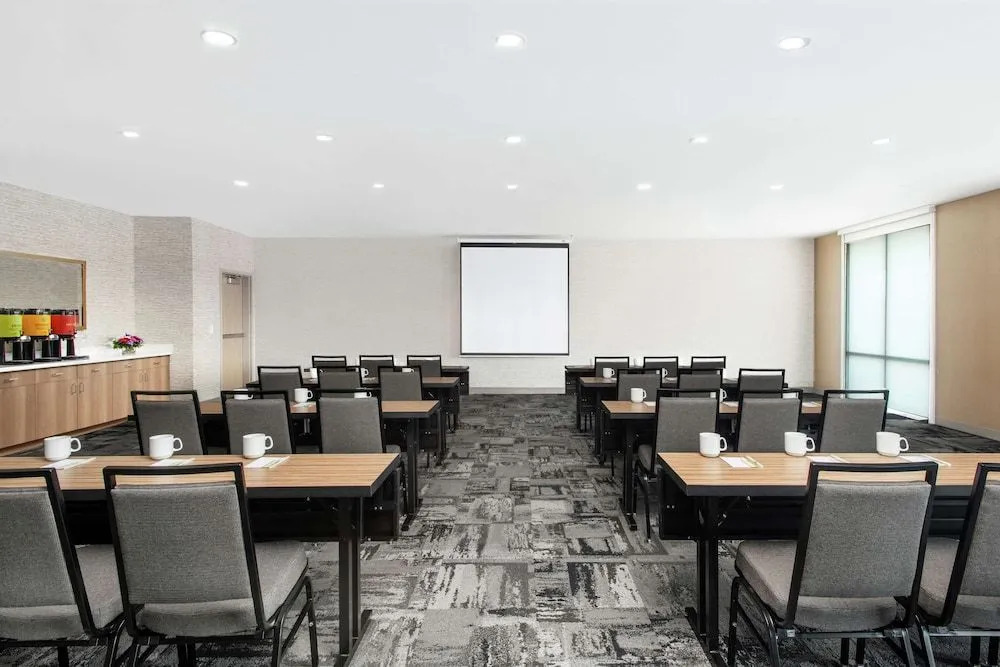 Home2 Suites By Hilton Long Island Brookhaven, Ny