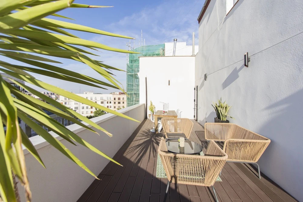 Dobo Rooms Juan Bravo 1