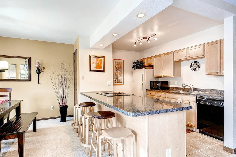Park Place 101C by RedAwning