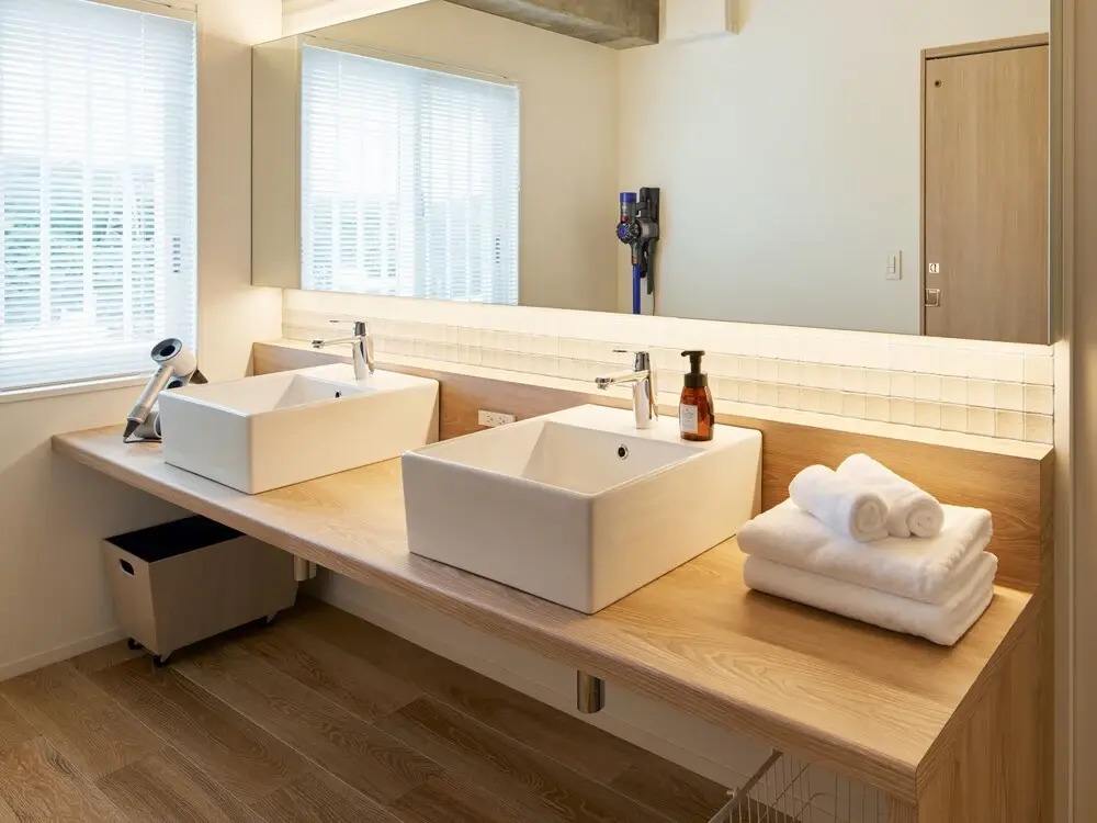 LOISIR Living Suites SERAGAKI
