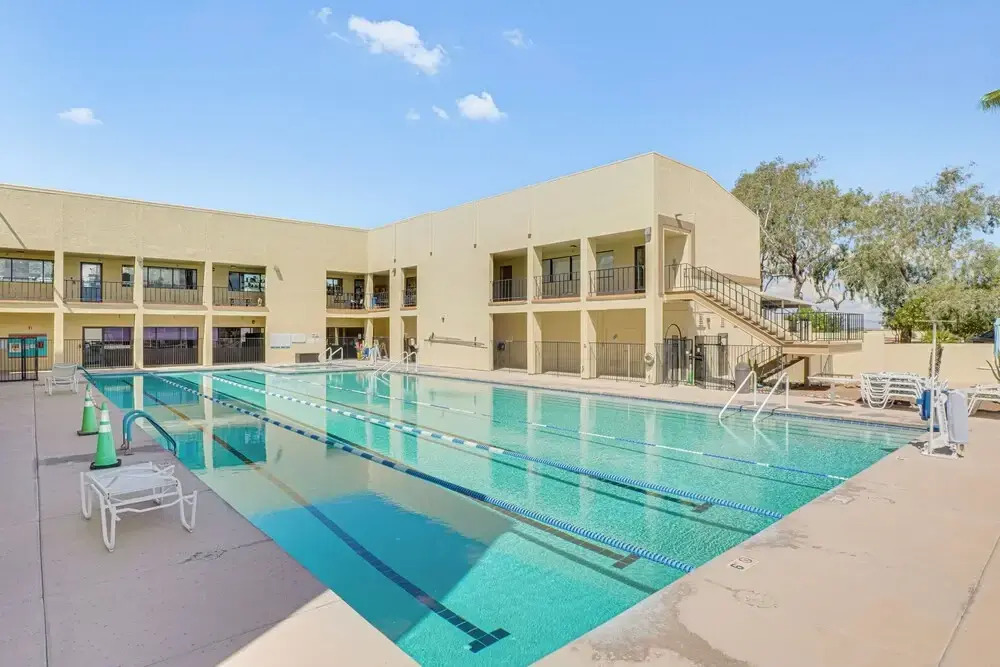 Quiet Townhome w/ Mountain Views in Green Valley