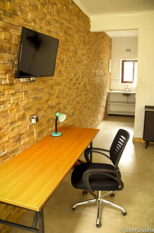 Villa 33