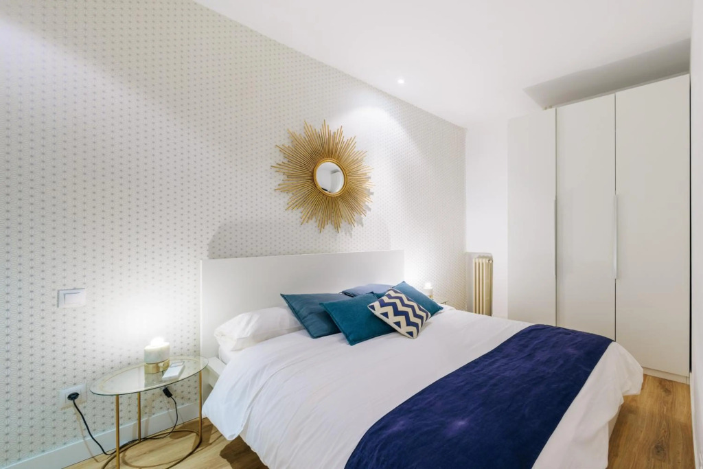 mi casa en Madrid- spacious apartments Callao Gran Via