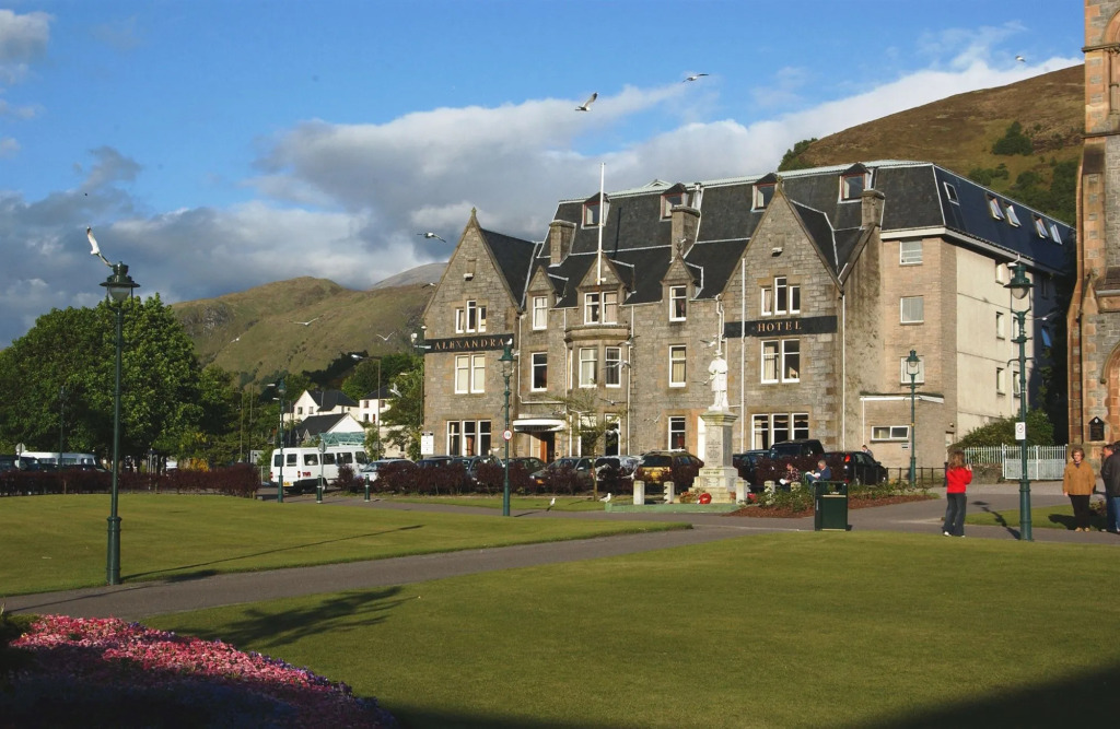 Alexandra Hotel