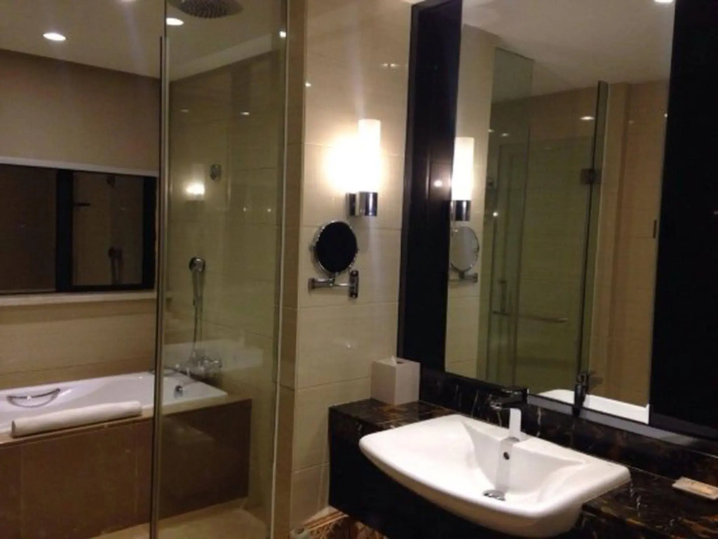 Haoyin Gloria Plaza Hotel