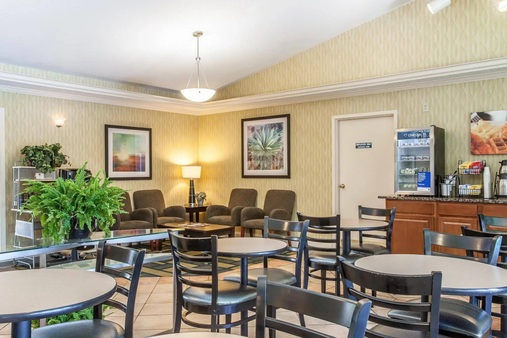 Comfort Inn Independence - Cleveland