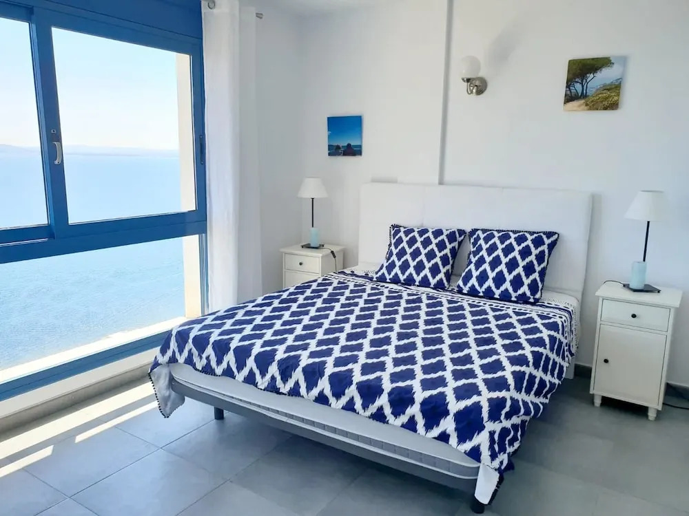 House With 3 Bedrooms in Roses, With Wonderful sea View, Private Pool, Furnished Terrace Near the Beach