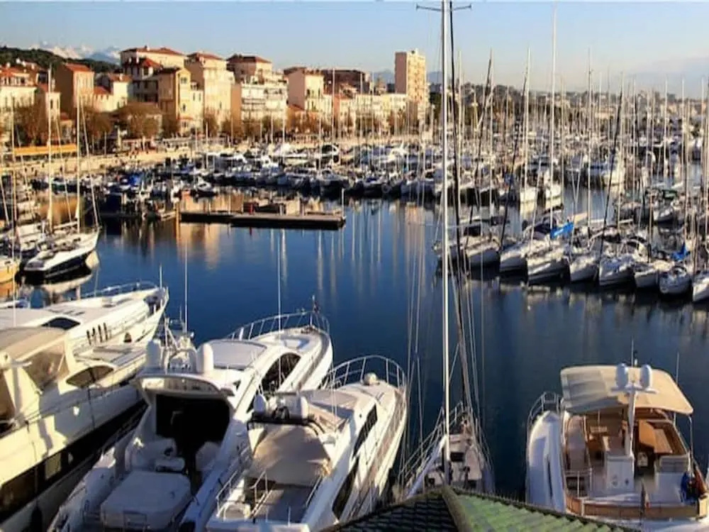 Couple Stay by the French Riviera