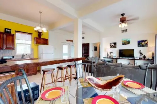 Suite F101 Mara Laguna