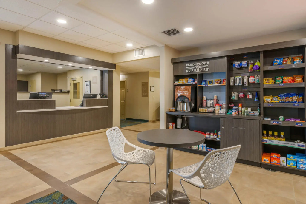 Candlewood Suites Fort Myers/Sanibel Gateway by IHG