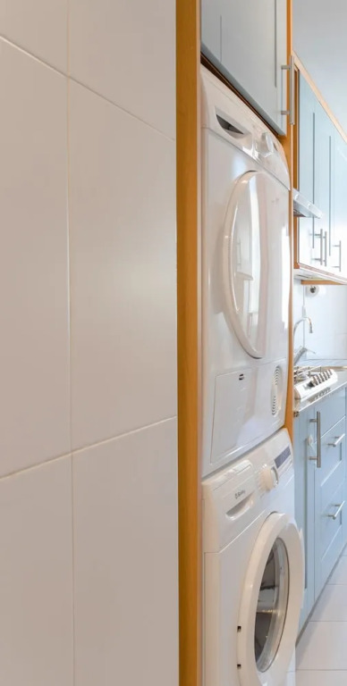 Unique Rentals - Stylish Seafront Duplex