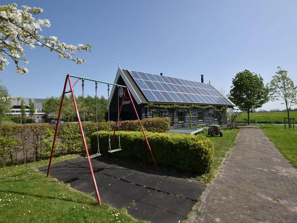 Spacious Holiday Home in Kaag with Garden