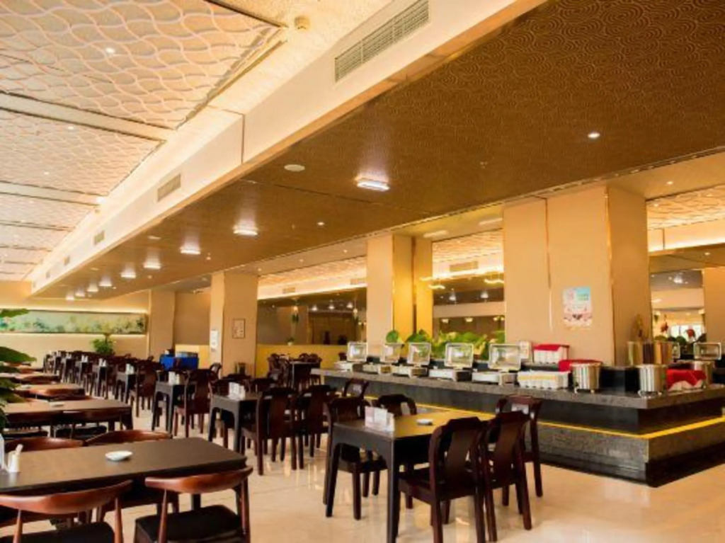 Zhongyuan International Hotel