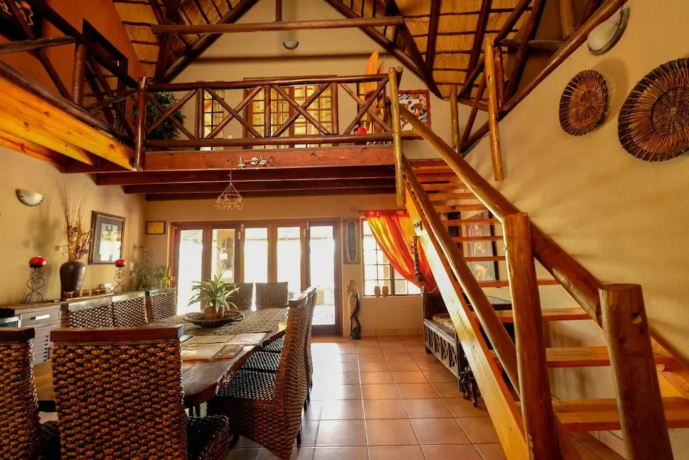 Lovely holiday home bordering Kruger National Park
