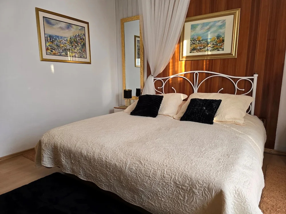 Art Villa Ines