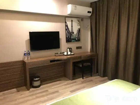 Durian Candy Collection Hotel (Xuancheng High-speed Railway Station)