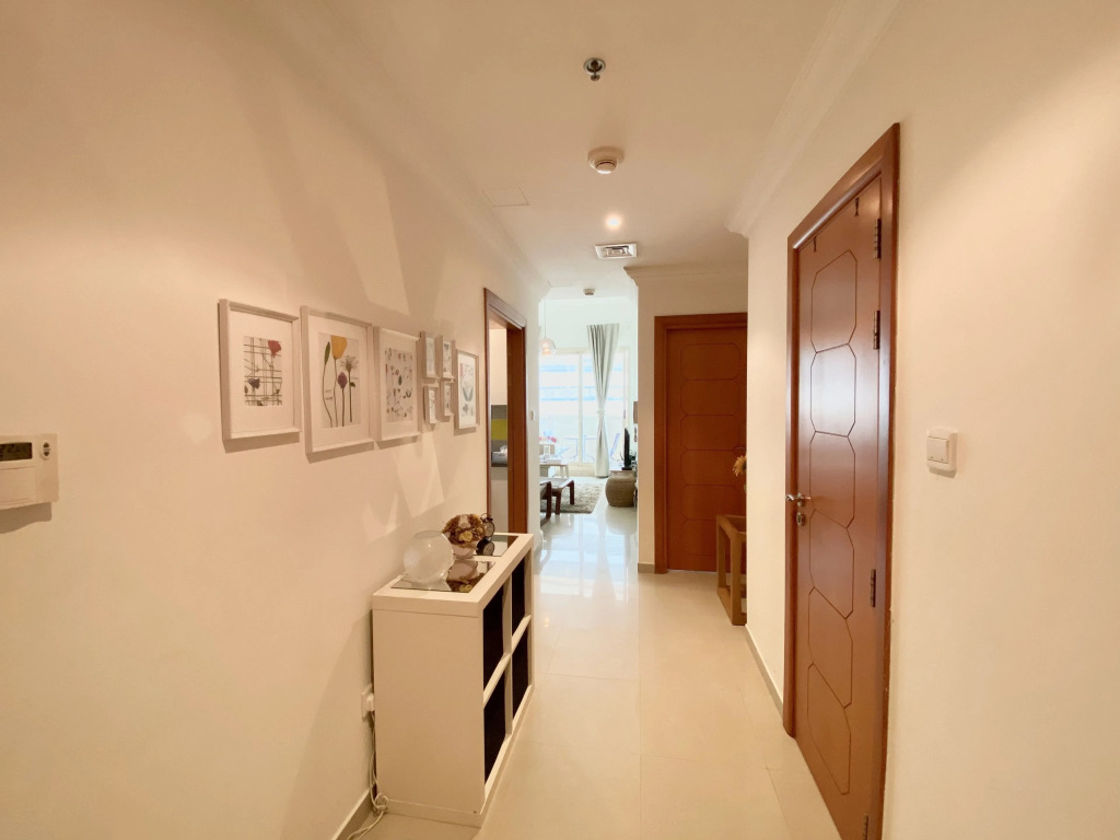 Close to Beach Near Metro 1 BR Dubai Marina Apartments