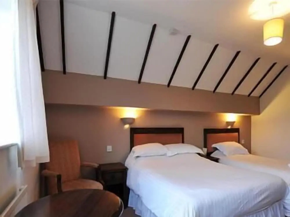 The New Inn Heckfield