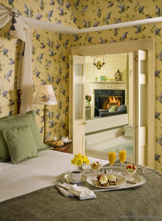 The Manor on Golden Pond