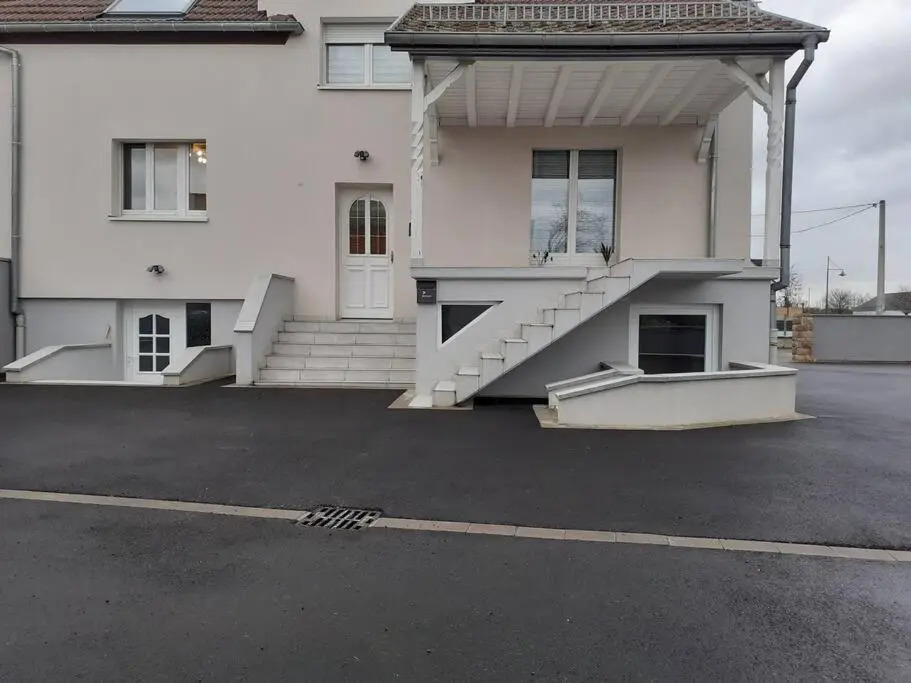 Sejour 6 Pers.( Atypique ) F4 110 M2