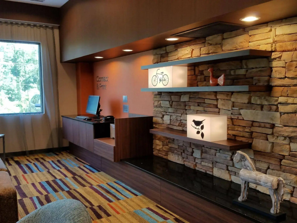 Fairfield Inn & Suites Springfield Holyoke