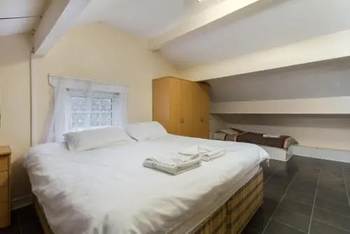 Brecks Hotel