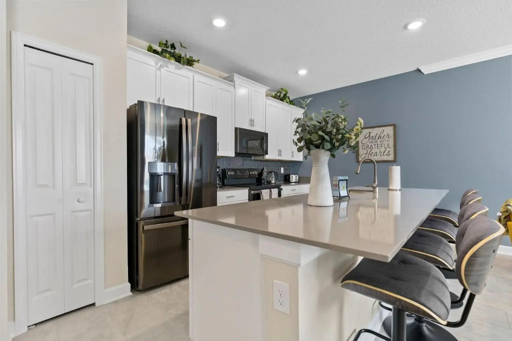 Amazing New Resort Style Townhome 4BR - 10 Guest!