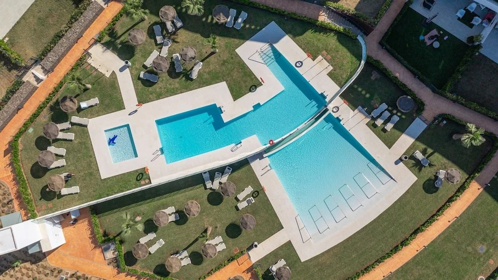 Luxury Apartment With Terrace in Higueron