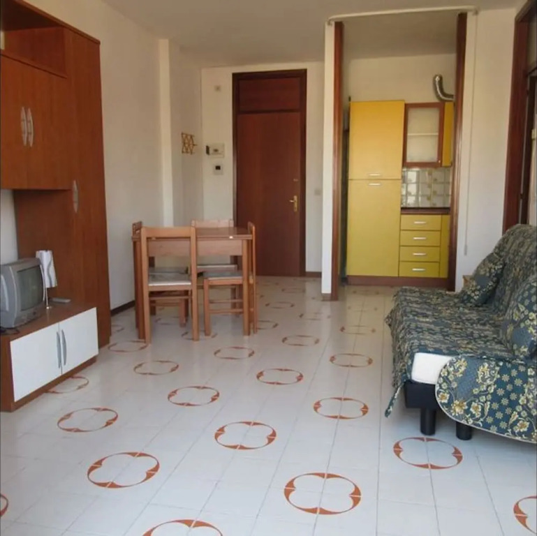 Beautiful 3 Room Apartment With Large Terrace AC in a Great Location by Beahost