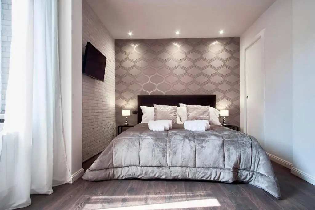 S H E N K I N Design Apartment by the Museum