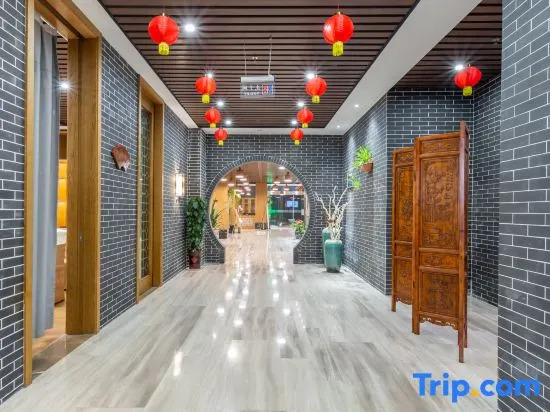 Yunhe Jingdian Hotel (Yangzhou Slender West Lake Dongguan Street Branch)