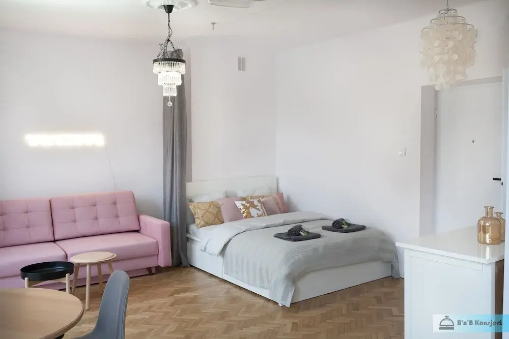 Warsaw Concierge Royal Baths Studio