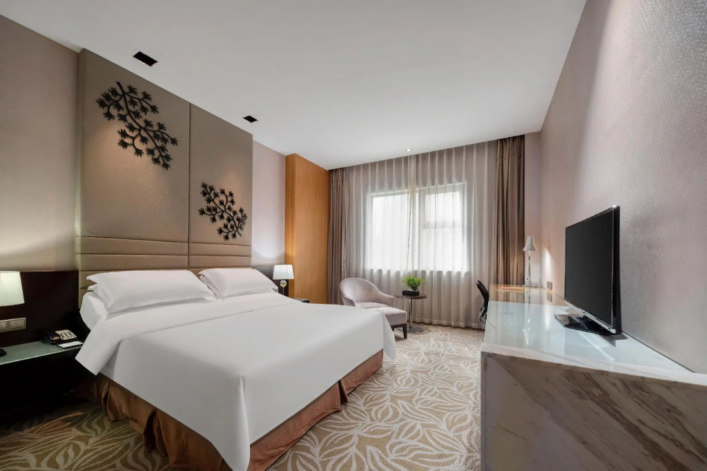 Ningbo East Harbour Hotel