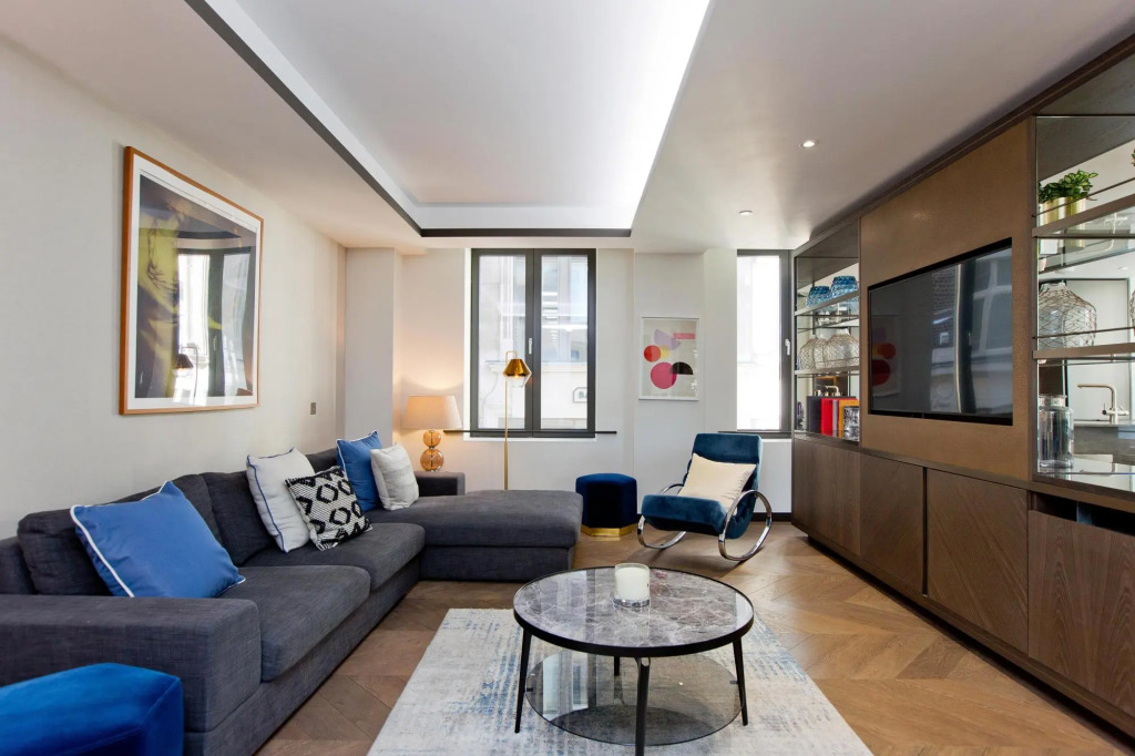 GS1 - 3 Bed Deluxe in London
