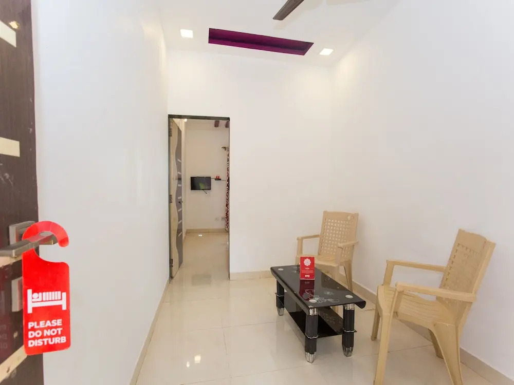 OYO 12380 Valleyview Residency
