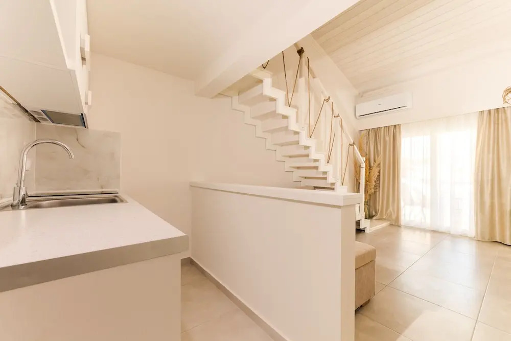 Mystery Suites and Apartments
