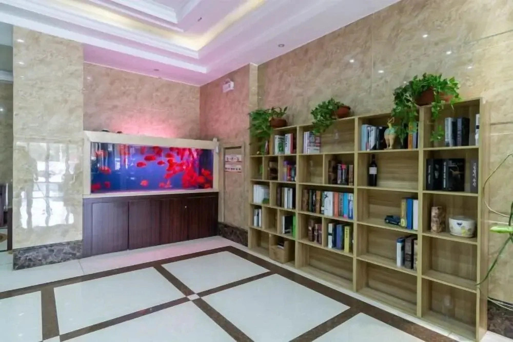 Yinzuo Holiday Hotel