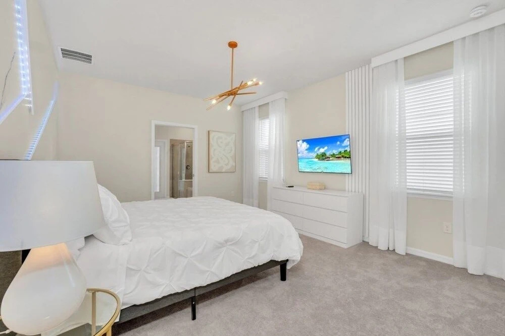 Many Themes For Everyone 10 Huge Bedrooms! 10 Villa by RedAwning