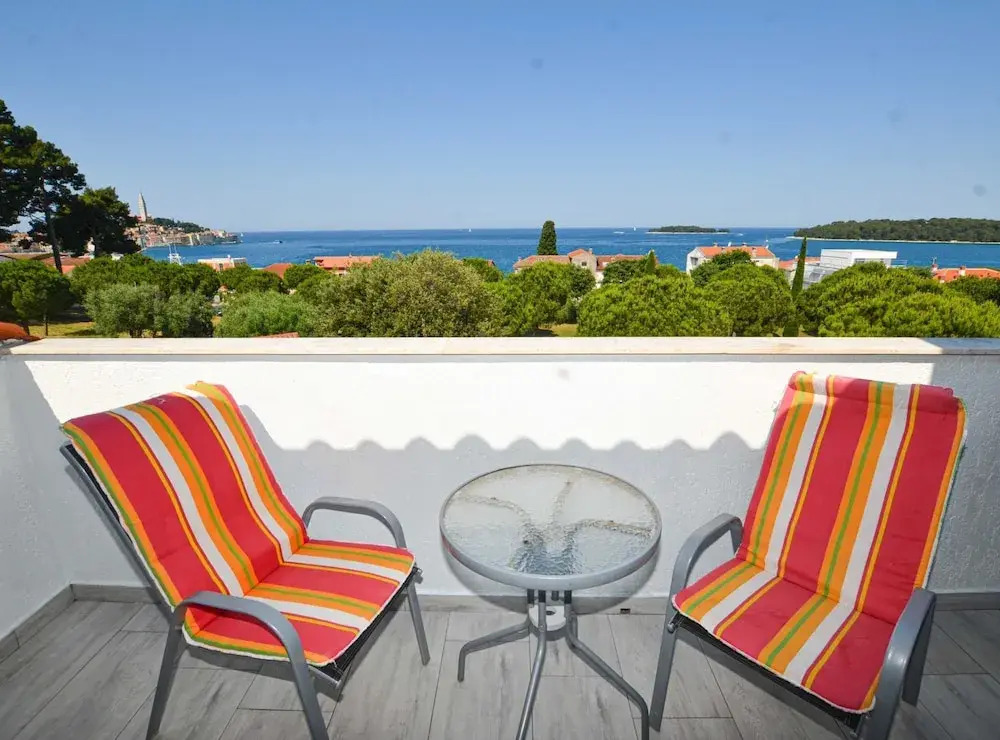 Classic and Elegant Rovinj Apartments With Balcony