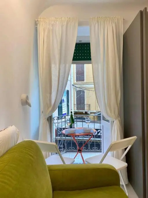 Cozy new studio in the center of Sanremo with balcony