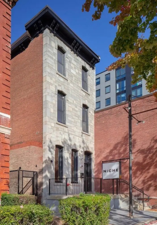 4003 Chestnut 2A in Philadelphia