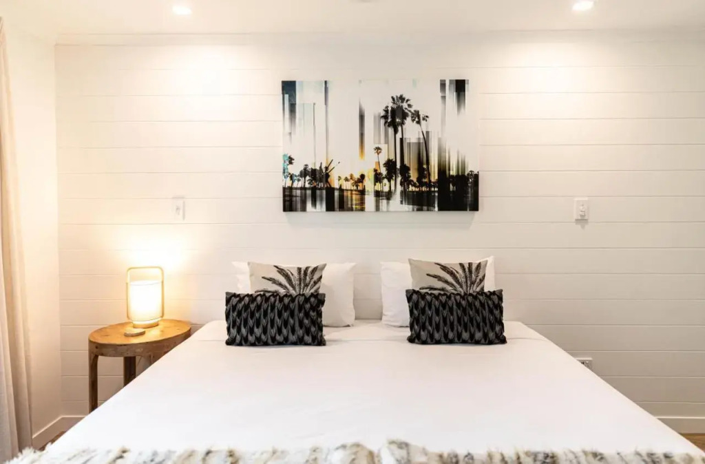 Latitude 16 Beaches