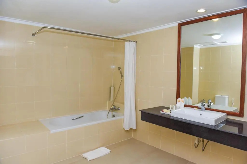 Pursat Riverside Hotel & Spa